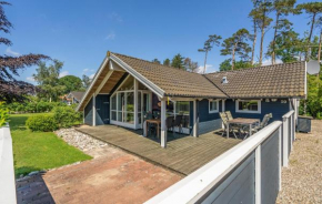 Amazing Home In Tranekær With Sauna, Hov